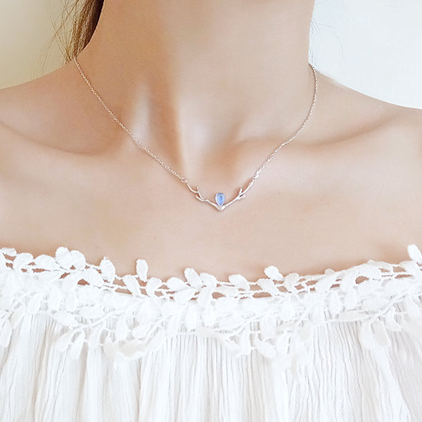 Elk Moonstone Pendant Necklace Silver Jewelry Accessories Gifts Women beautiful gift girls