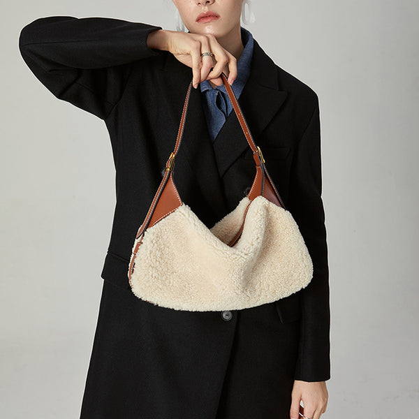 Hobo Womens Faux Fur Handbag Fluffy Shoulder Bag For Ladies Winter