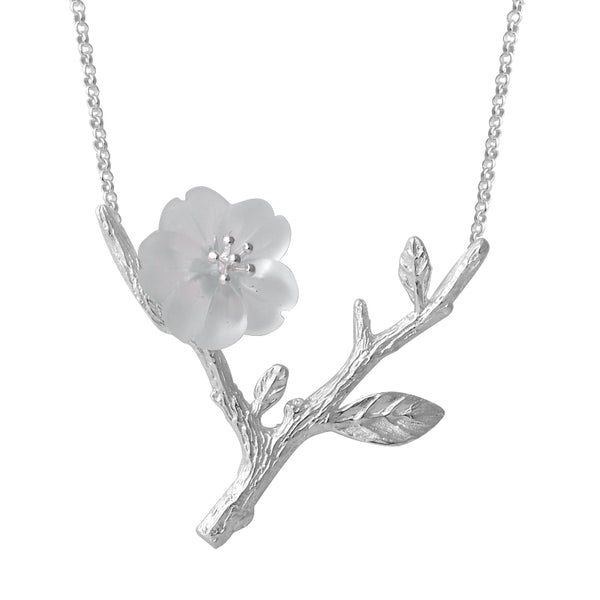 Ice White Quartz Flower Pendant Necklace naturl jewelry