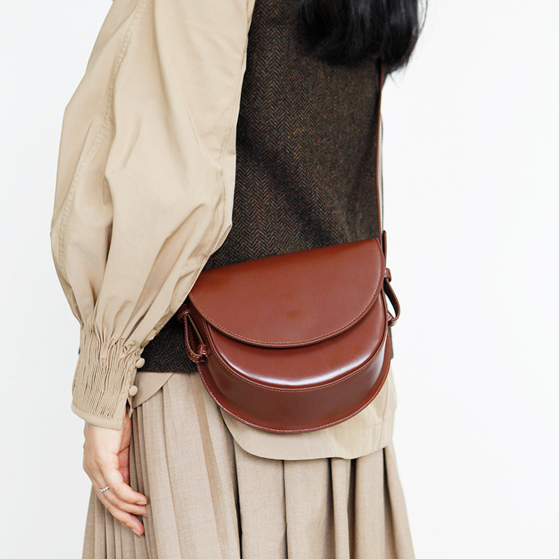 Small crossbody best sale saddle bag