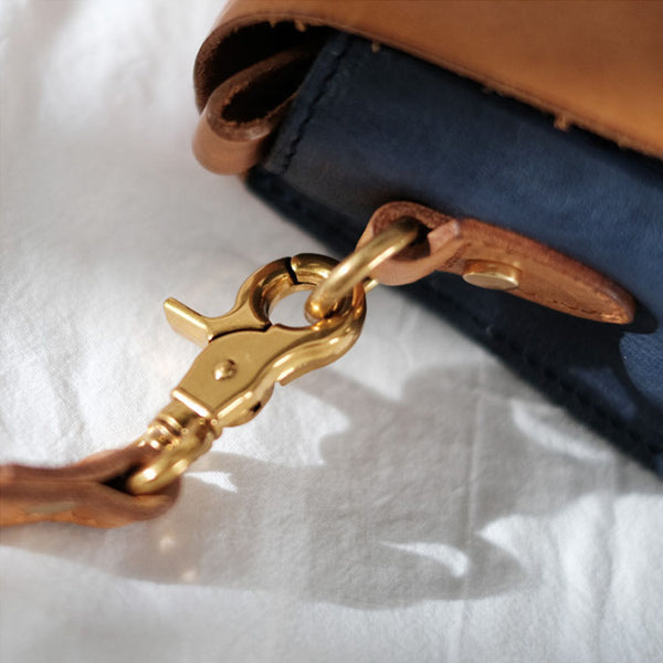 Ladies Vintage Leather Crossbody Satchel Purse Messenger Bag For Women Minimalist