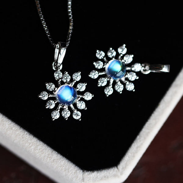 Moonstone Pendant Necklace Silver Handmade June Birthstone Gemstone Jewelry Accessories gift Women girl chic