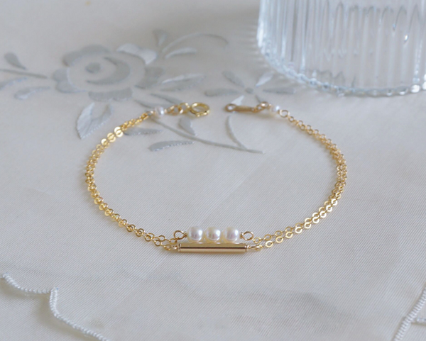 Nice Womens Freshwater Pearl Bracelet Gold Plated Bracelets For Her Casual