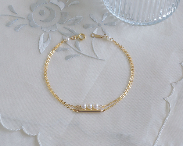 Nice Womens Freshwater Pearl Bracelet Gold Plated Bracelets For Her Fashion