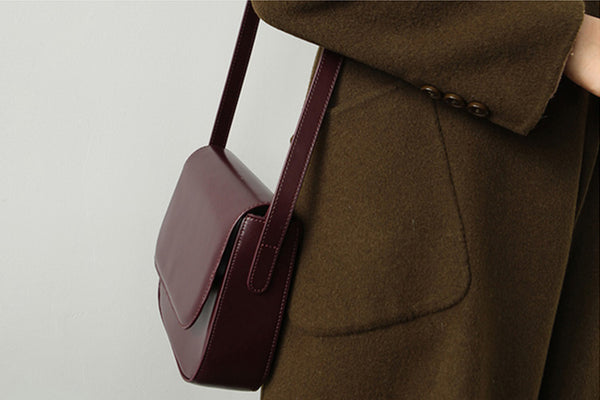 Simplify Womens Leather Saddle Bag Crossbody Bags Purse for Women Minimalist