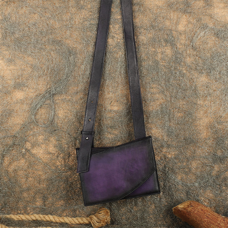 Sac à Main En Cuir Violet - État Quasi Neuf - Porté épaule - Dimensions : 9" De Large
