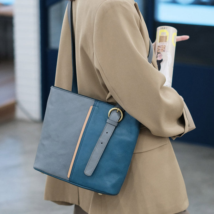 Street Style Cross Body Bag, Blue