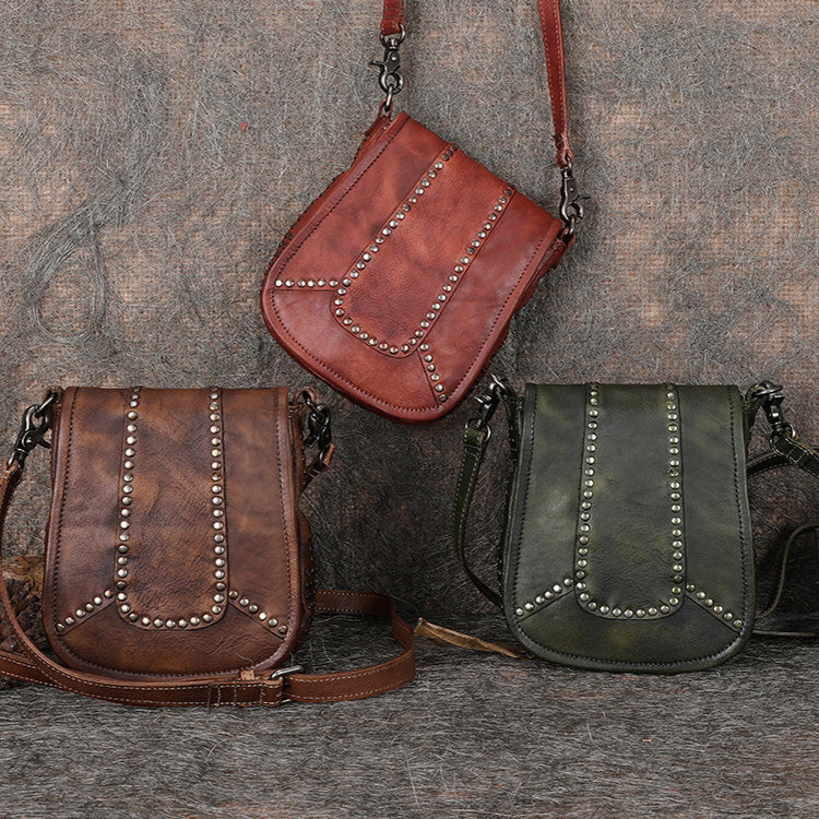 Distressed Brown Leather Crossbody Purse Vintage Bag Shoulder Bag, 70s Purse, Hippie Purse, Boho Handbag,Minimalist Bag,Saddle Crossbody Bag
