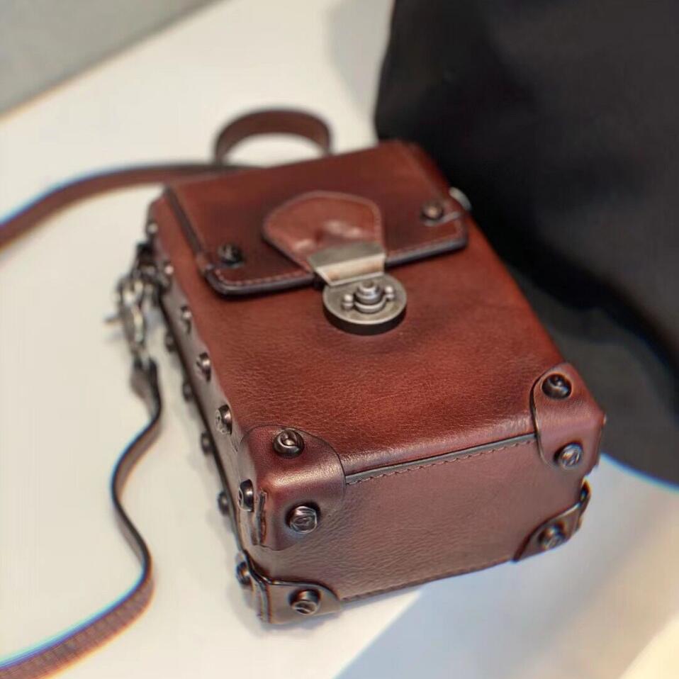 Mini Women's Leather Cell Phone Purses With Shoulder Strap Leather Ove – igemstonejewelry Mini Women's Leather Cell Phone Purses With Shoulder Strap Leather Ove – igemstonejewelry