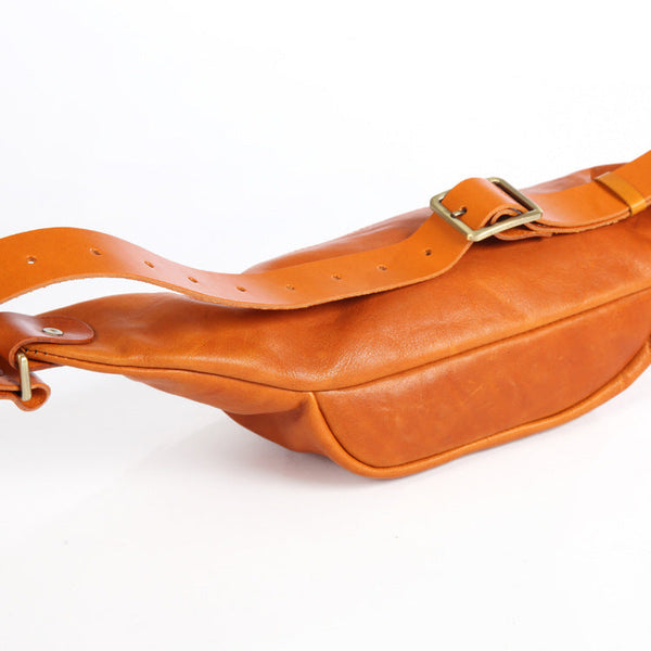 Vintage Women's Crossbody Chest Bag Leather Waist Bag For Women Back