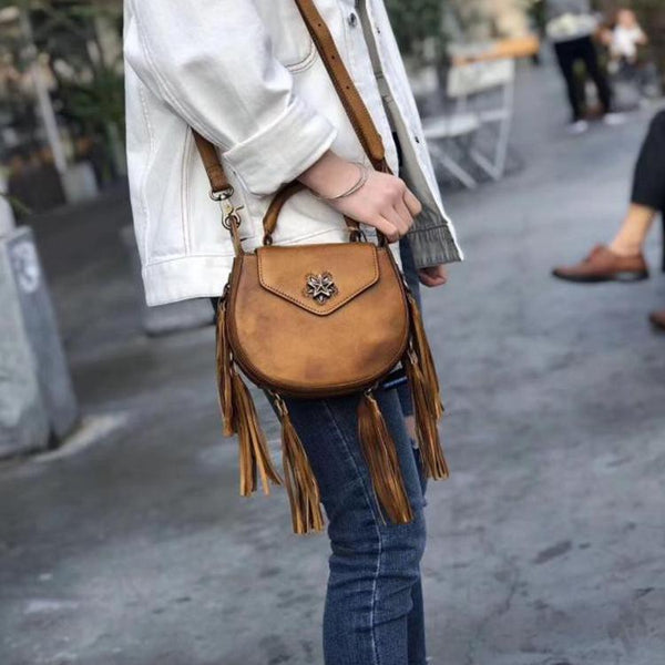Vintage Womens Leather Fringe Crossbody Handbags Purse Small Shoulder Bag for Women Inside