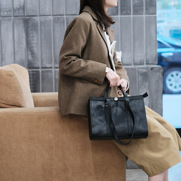 Vintage Womens Leather Tote Shoulder Handbags Front