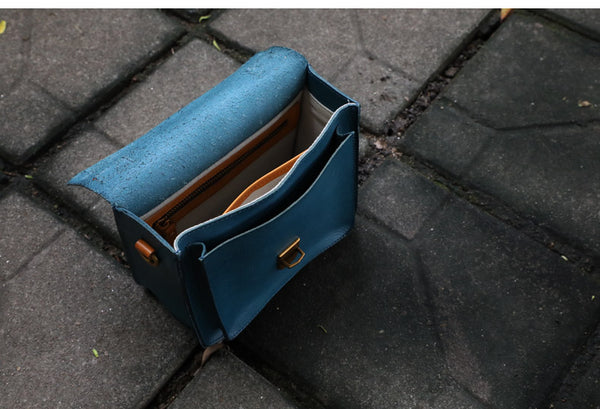 Vintage Womens Small Leather Crossbody Satchel Bag Shoulder Handbags For Women Details