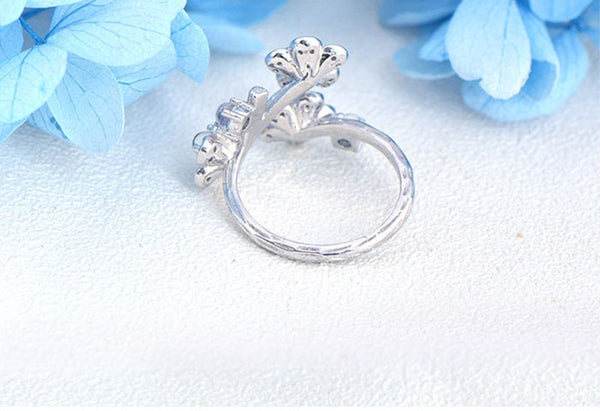 White Gold Plated Silver Blue Moonstone Ring June Birthstone Rings for Women elegant