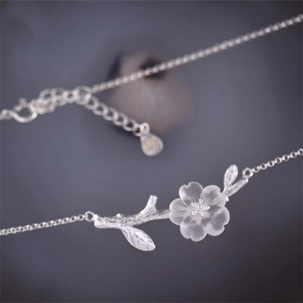White Quartz Flower Pendant silver Necklace naturl gemstone