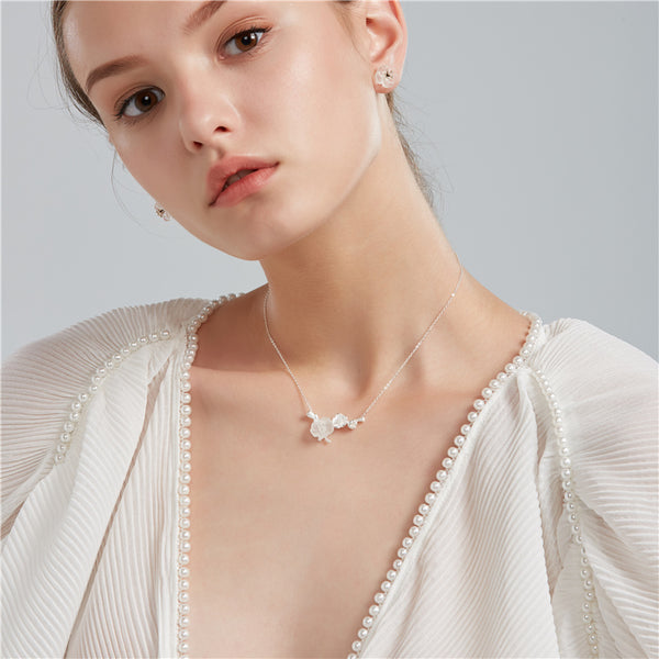 White Quartz silver Pendant Necklace 