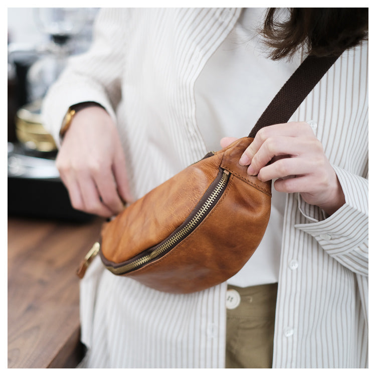 Women's Vintage Leather Chest Sling Bag