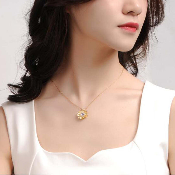 Womens 18K Gold Plated Silver Flower Moonstone Pendants Necklace for Women cool