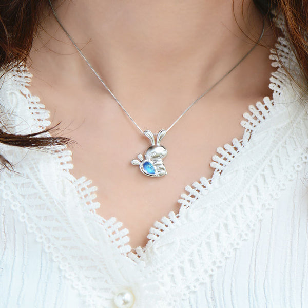 Womens Sterling Silver Moonstone Bunny Pendant Necklace June Birthstone Pendant Necklace Chic